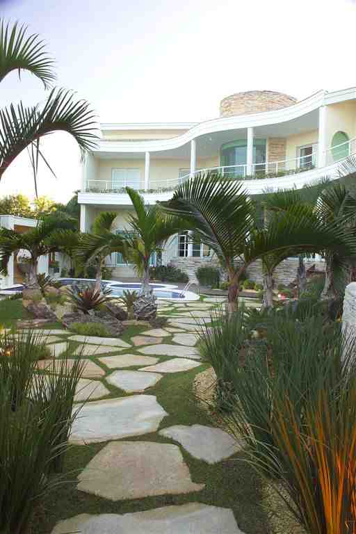 Arquitetp Aquiles Nícolas Kílaris - Casa Santa Mônica