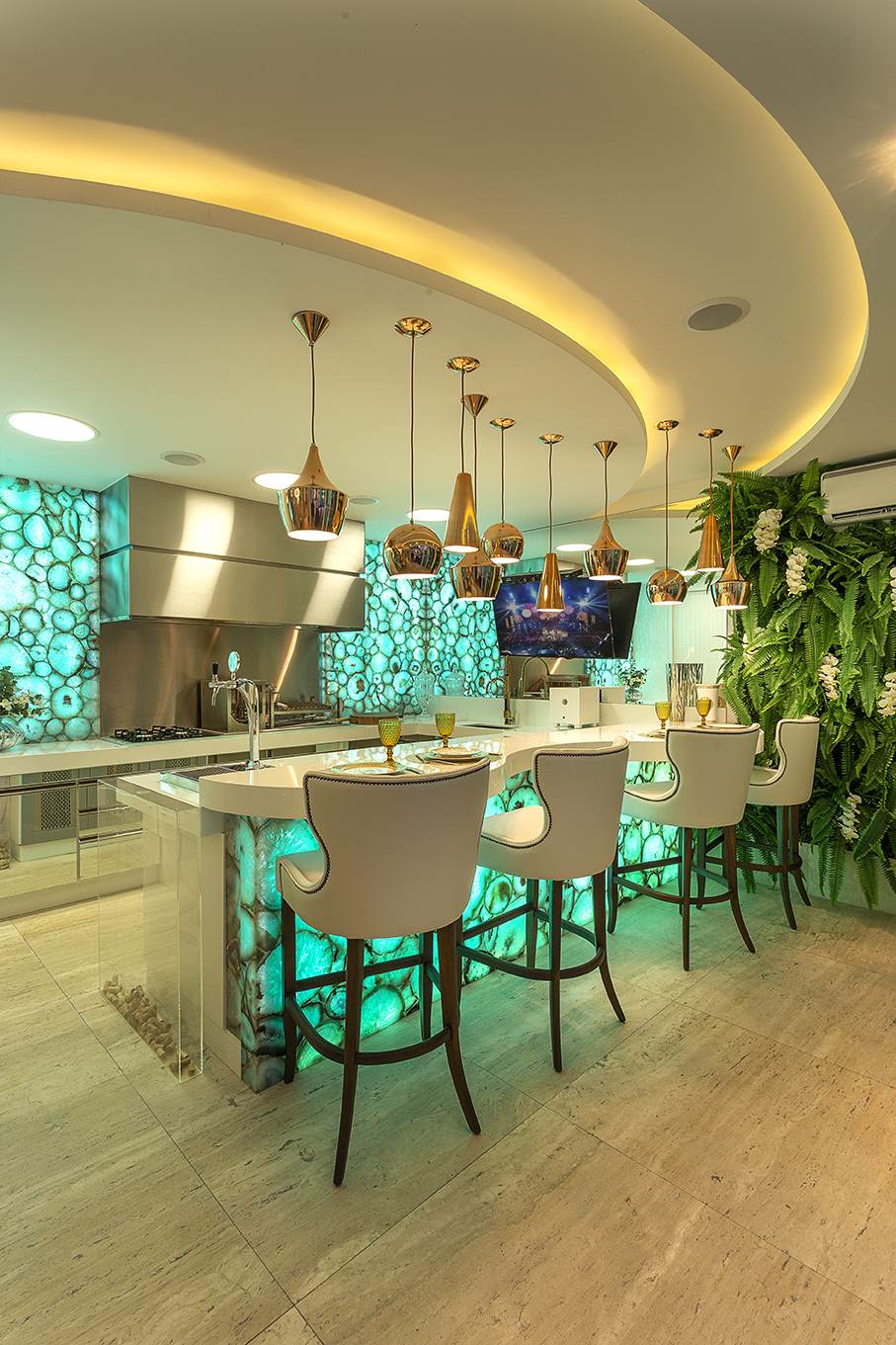 Aquiles Nícolas Kílaris - Casa Versace - Gourmet