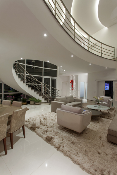 Arquiteto Aquiles Nícolas Kílaris - Casa Flora - living 1.jpg